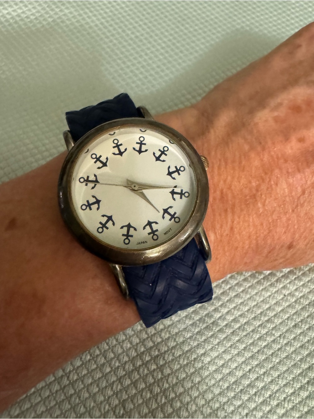 Unisex Anchor Dial Watch with Navy Strap